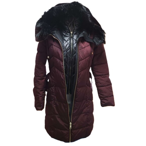 Guess burgundy puffer coat Women's small Removable fur-lined hood Zipper pockets - Picture 2 of 16